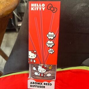 Hello Kitty Red Aroma Diffuser Set